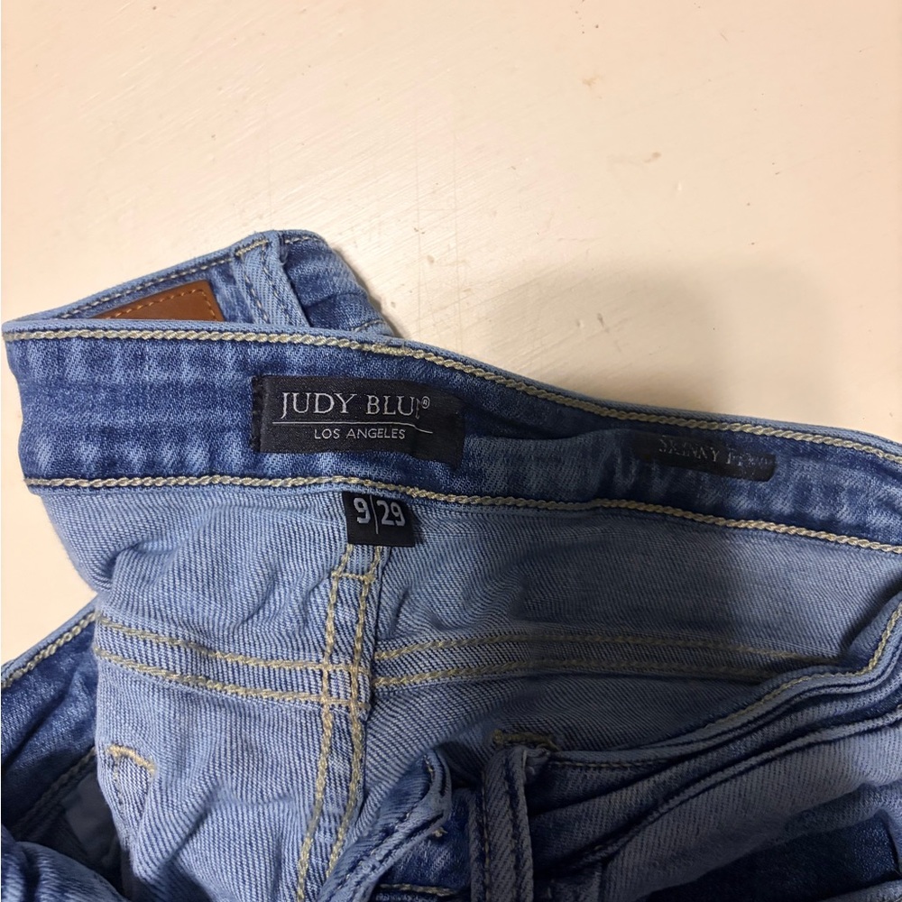 Judy Blue Classic Blue Denim Jeans - Picture 2 of 2